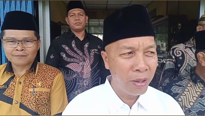 Kepala Dinas Sarolangun Helmi Hamid, S.H, M.H