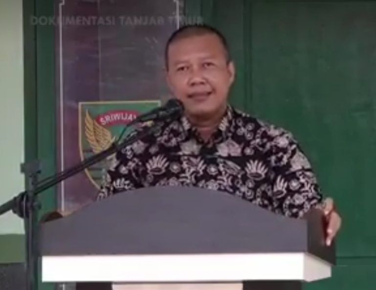 Romi Menyampaikan Sambutan 