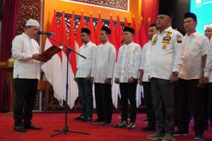 Al Haris Kukuhkan Panitia Rakernas APDESI