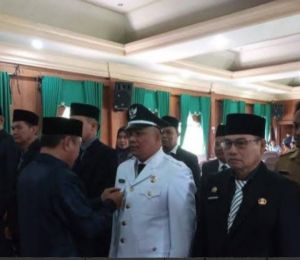 Sapril Lantik Pejabat Eselon II, III dan IV 