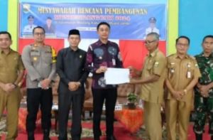 Waka 2 DPRD Muaro Jambi Hadiri Musrenbang Kecamatan Mestong