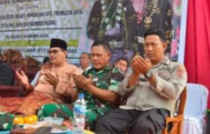 Anggota DPRD Muaro Jambi yang hadir pengukuhan penghulu LAM Dua Desa