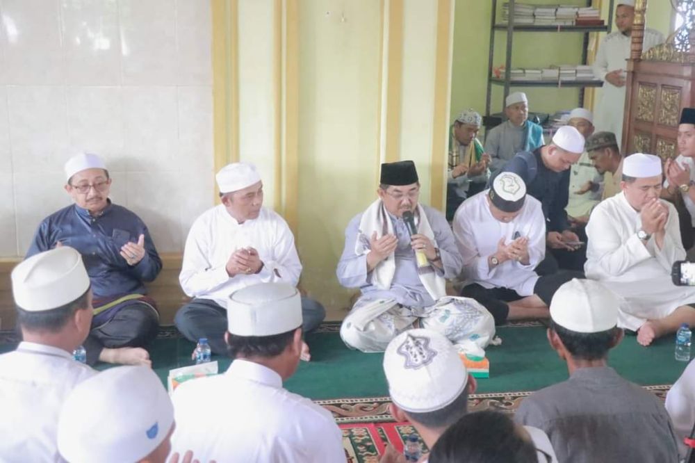 Bupati Tanjabbar Drs. H. Anwar Sadat, M.Ag pimpin Doa 