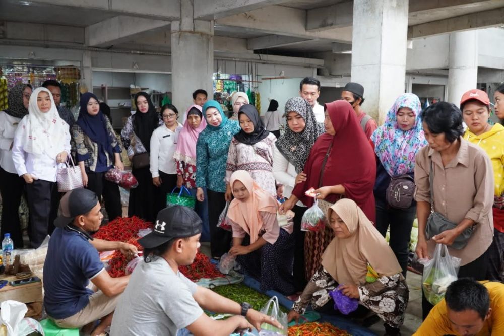 Pemkab Tanjabbar Gelar Operasi Pasar Jelas Ramadhan