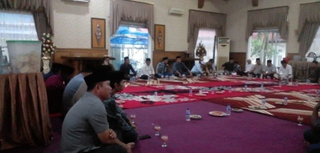 Bupati Tanjabtim Bukber HKK Tanjabtim 