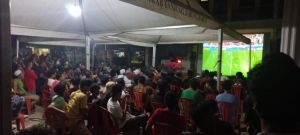 Hairan Gelar Nobar Indonesia Vs Uzbekistan, Rumdis Wabup Dikerumuni Ratusan Masyarakat