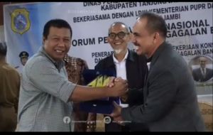 Bupati Romi Buka Seminar Pengendalian Mutu Pekerjaan Konstruksi