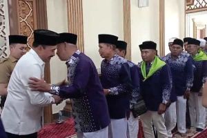 PJ.Bupati Asraf Lepas keberangkatan 275 JCH Kerinci