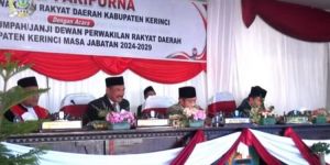 Pj Bupati Kerinci Hadiri Paripurna Pengambilan Sumpah/Janji Anggota DPRD Kerinci