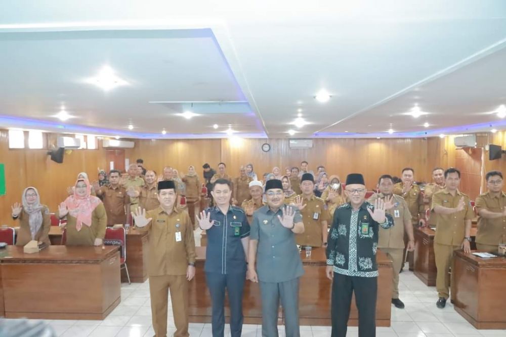 Perkuat Aksi Konvergensi Stunting, Bupati Tanjabbar Pimpin Rapat Evaluasi