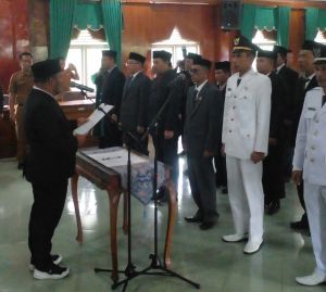 Wabup Robby Lantik 18 orang Pejabat Eselon II/III dan Pengawas 