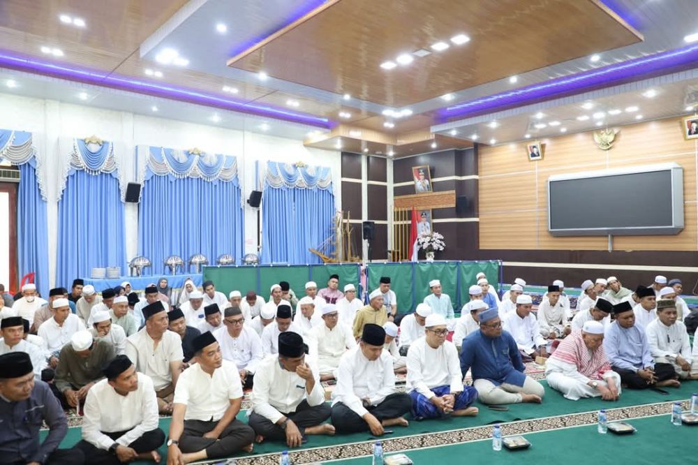 Pemkab Tanjung Jabung Barat Gelar Tausiah Ramadan 1446 H di Rumah Dinas Bupat