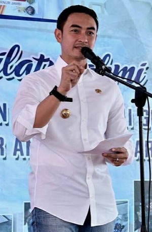 Gubernur Zola Minta Fasilitas Pasar Angso Duo Harus Segera Rampung