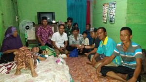IWO Tanjabtim Salurkan Bantuan untuk Penderita Tumor