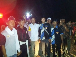 Bupati Romi Takbiran Bersama Warga di Rantau Rasau