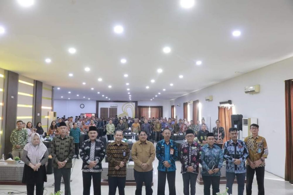 Bupati Fose Bersama Usai Kegiatan 