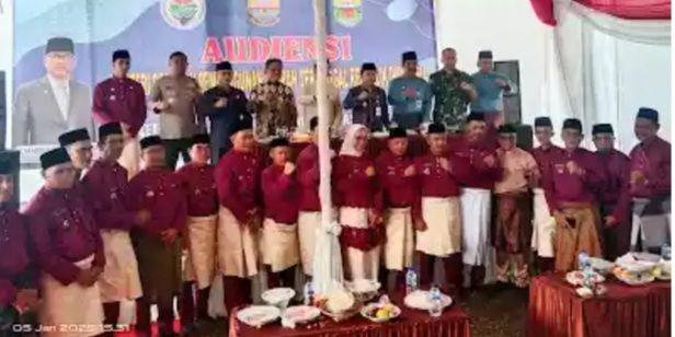 Fose Bersama Mendes usai Kegiatan 