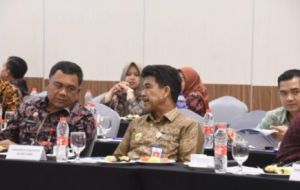 Bupati Raden Hadiri Rapat Singkronisasi Penyusunan RPJMD