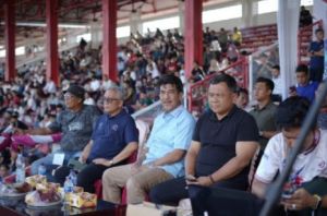 Beri Suport, Bupati Raden Hadiri Gubernur Cup 