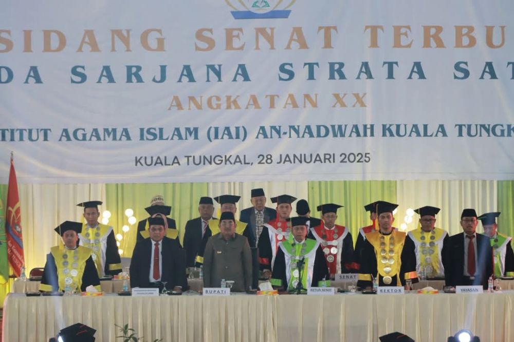 Bupati Tanjab Barat Hadiri Wisuda Angkatan XX Institut Agama Islam (IAI) An Nadwah Kuala Tungkal