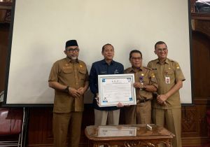 Perkuat Sinergitas Statistik Berkualitas, Diskominfo dan Bappeda Tanda Tangani Komitmen Bersama BPS Provinsi Jambi