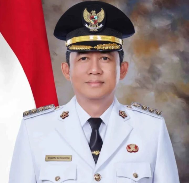 Bupati Muaro Jambi Masa Bhakti 2025 - 2030
Bambang Bayu Suseno ( BBS )
