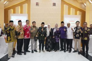 Refleksi Kepemimpinan ke-4: Bupati Tanjab Barat Resmikan Gedung Petro Berkah dan Kukuhkan Forum TJSLP