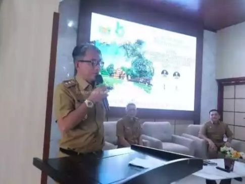 Wabup Muaro Jambi Saat Memaparkan Program prioritas 