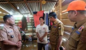 Wabup Muaro Jambi Tinjau Korban Banjir