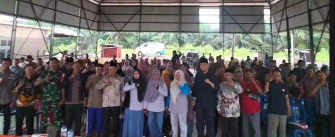 Anggota Dewan Muaro Jambi Kolaborasi Bersama Anggota Dewan RI Reses di Desa Mekar Sari