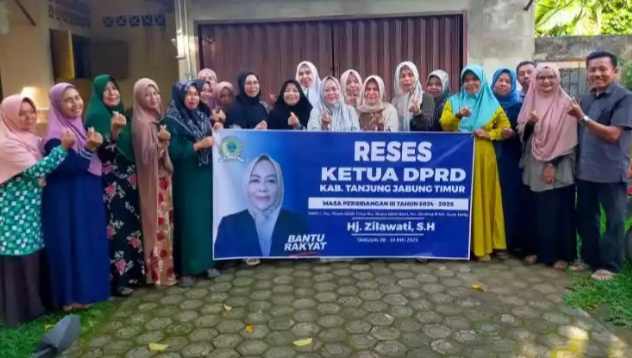 KetUa DPRD Zilawati Fose Bersama Usai Melaksanakan Reses 
