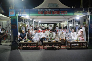 Meriah dan Penuh Pesona, Bupati Anwar Sadat Resmi Buka Festival Takbiran Idul Adha 2025 di Kuala Tungkal
