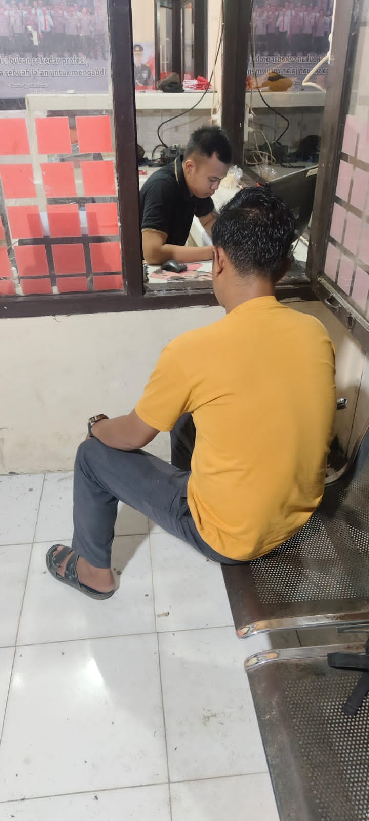 Berurusan dengan polisi