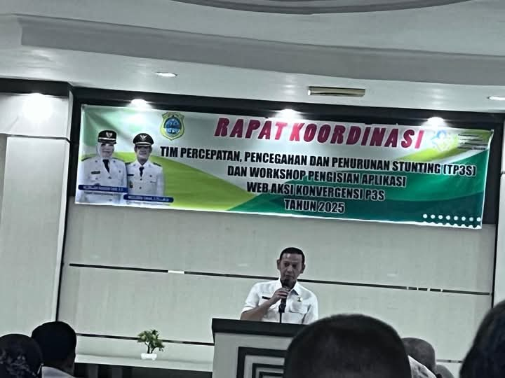 Wabup Muslimin Saat Menyampaikan Sambutan 