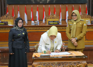 DPRD Tanjabtim dan Pemkab Teken Nota Kesepakatan Ranwal RPJMD 2025–2029