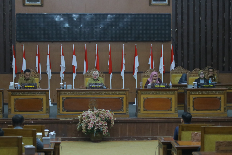 Paripurna Pandangan Umum fraksi