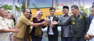 Wabup Muaro Jambi Hadiri Pelepasan Ekspor 36 Ton Pinang ke Bangladesh