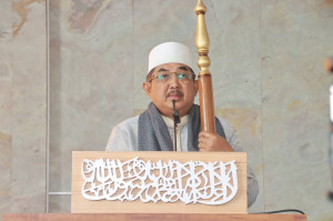 Awali Tahun 2026, Bupati Anwar Sadat Jadi Khatib Salat Jumat di Masjid Al Anwar
