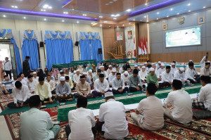 Pererat Silaturahmi Ramadan, Bupati Anwar Sadat Sambut Tim Safari Ramadan Universitas Jambi di Kuala Tungkal