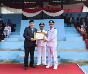 Usai Upacara HUT ke - 81 RI, Anggota DPRD Muaro Jambi Temui Veteran di Kumpeh Ulu